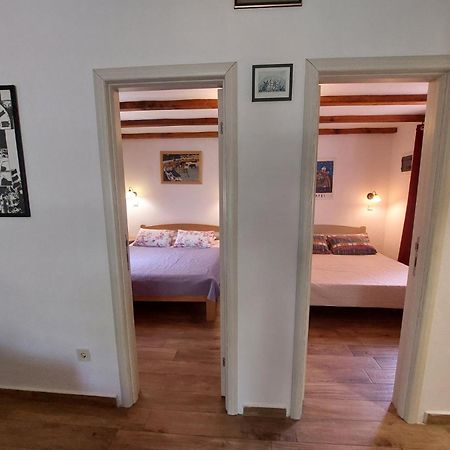 Garden Apartmant Near Sea โกตอร์ ภายนอก รูปภาพ